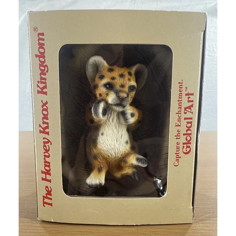 Vintage Harvey Knox Kingdom House of Global Art Baby Leopard On Leaf Figure